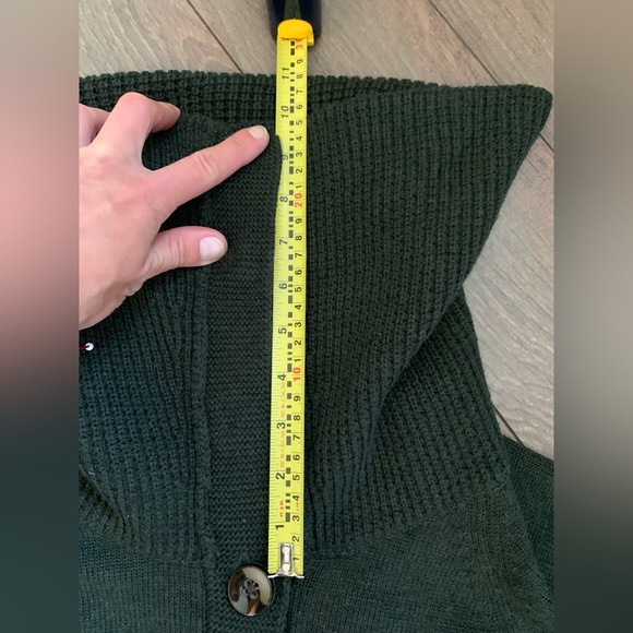 Like⭐️NEW⭐️Banana Republic 100% Merino Wool Sweater •Medium - Picture 13 of 15